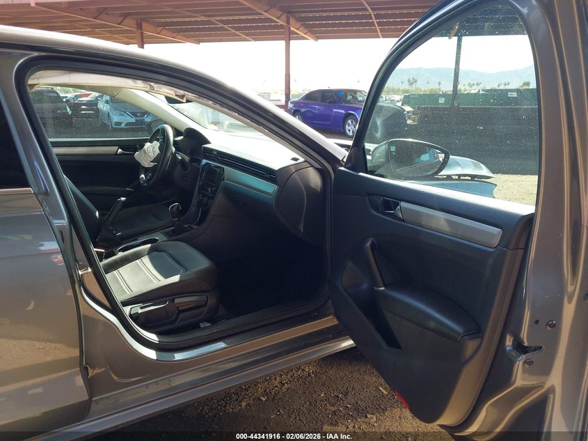 2021 Volkswagen Passat 2.0T Se