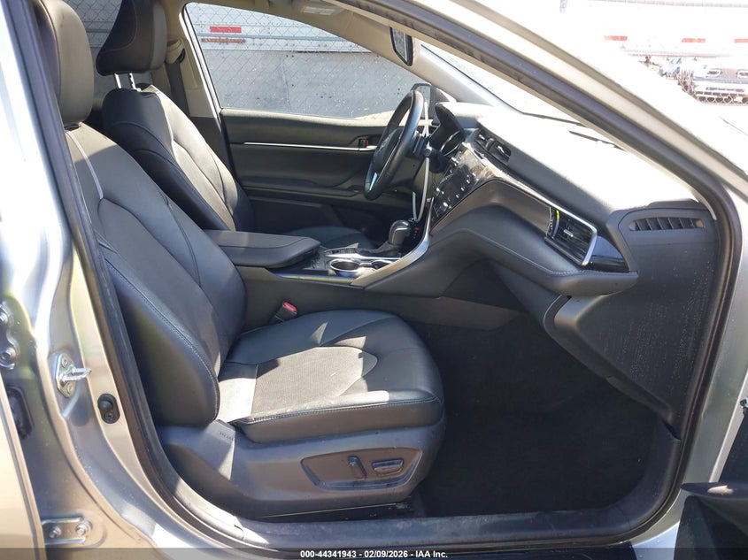 2020 Toyota Camry Xse