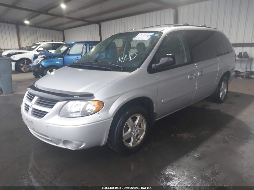 2005 Dodge Grand Caravan Sxt