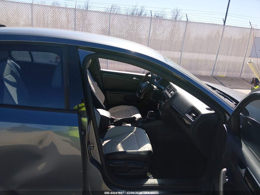 2015 Volkswagen Jetta 1.8T Sport