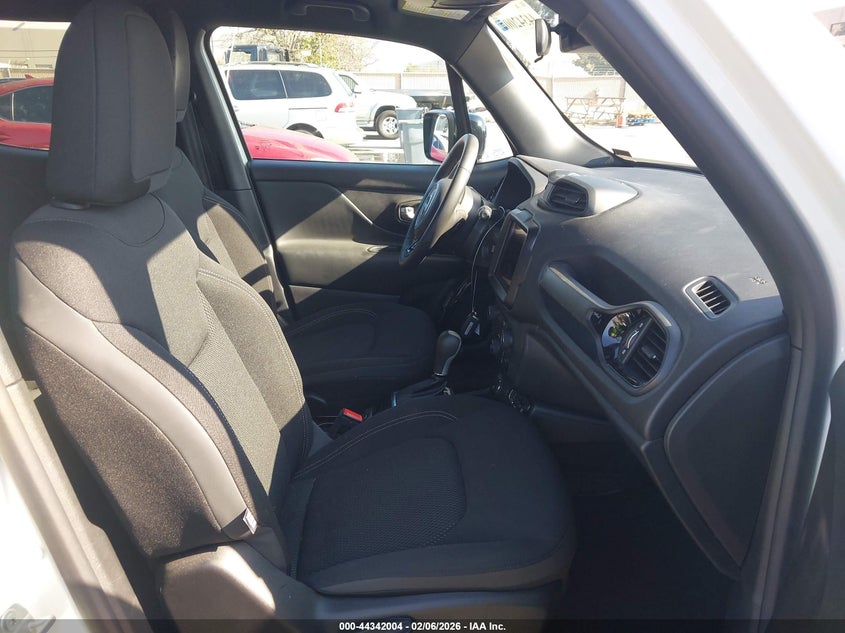 2022 Jeep Renegade Altitude 4X4