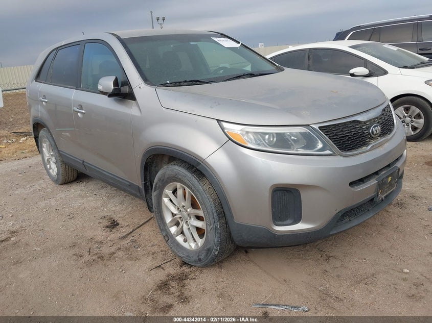 2015 KIA SORENTO LX
