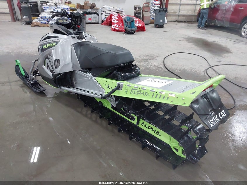 2020 Arct M8000 Maountain Cat