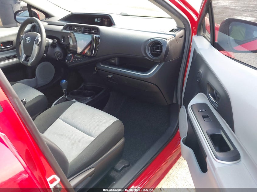 2014 Toyota Prius C Two