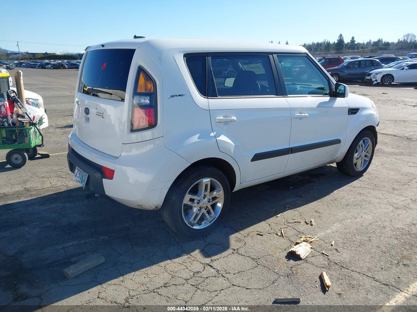 2011 Kia Soul +