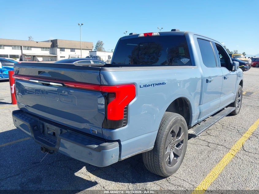 2023 Ford F-150 Lightning Lariat