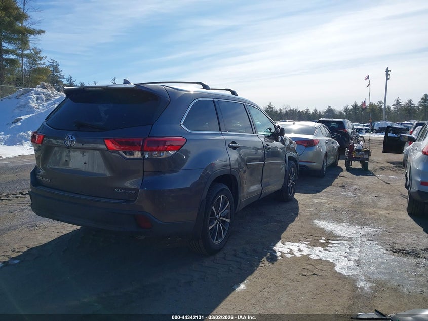 2018 Toyota Highlander Xle