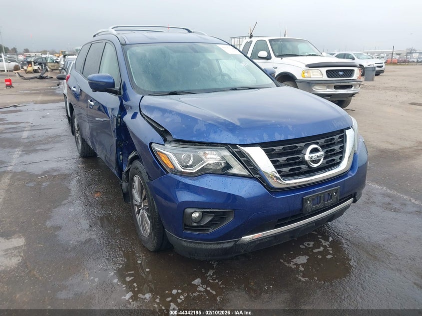 2019 Nissan Pathfinder Sl