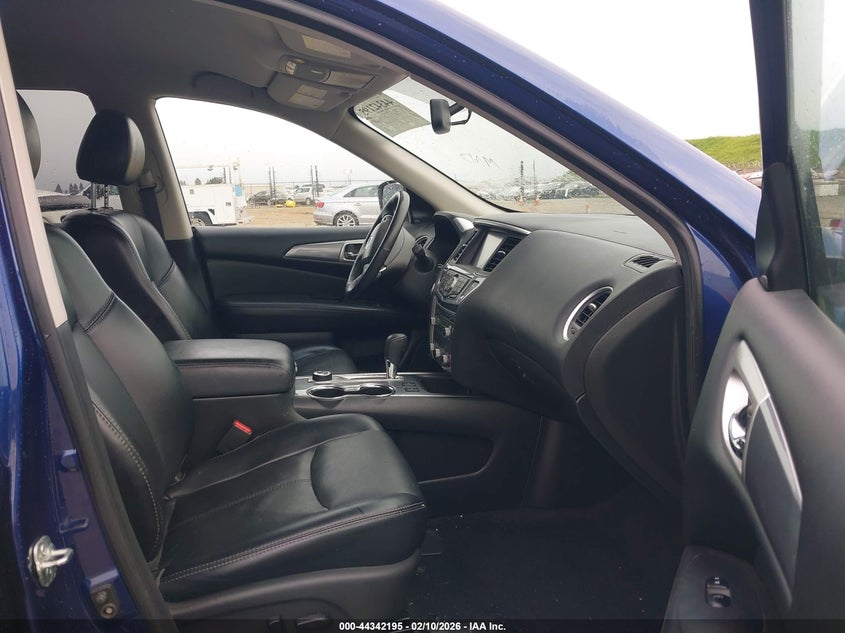 2019 Nissan Pathfinder Sl