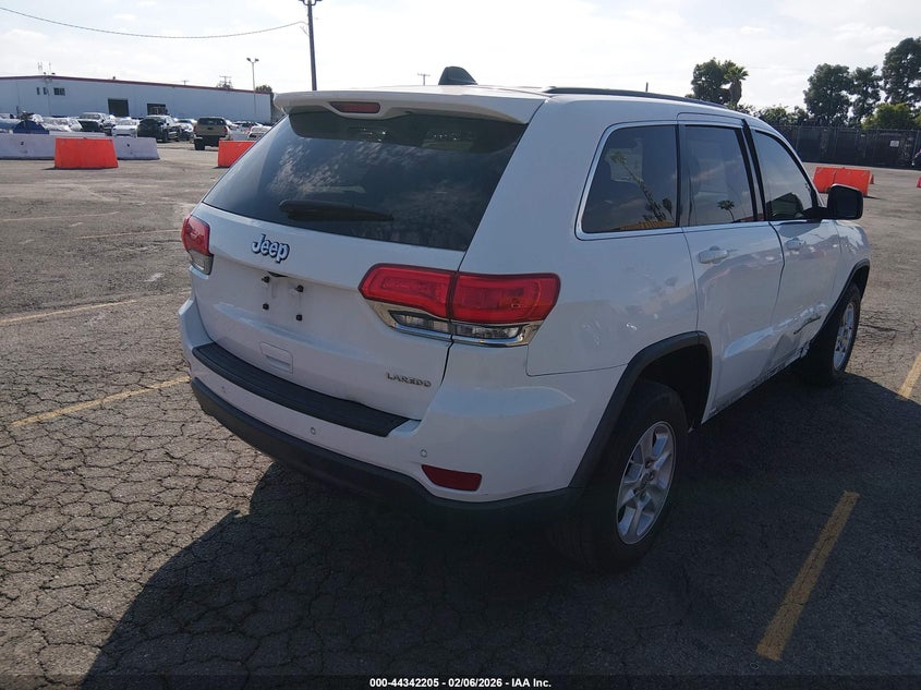 2017 Jeep Grand Cherokee Laredo 4X2
