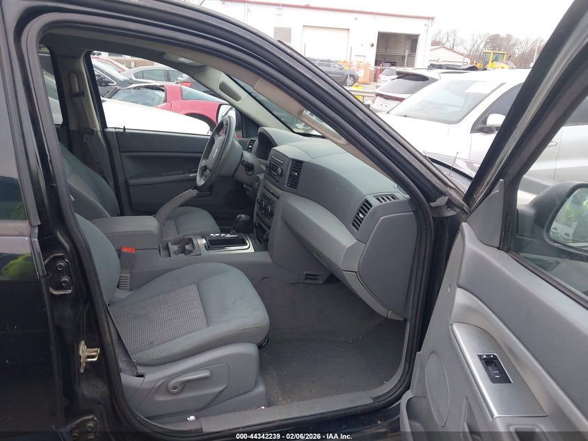 2007 Jeep Grand Cherokee Laredo