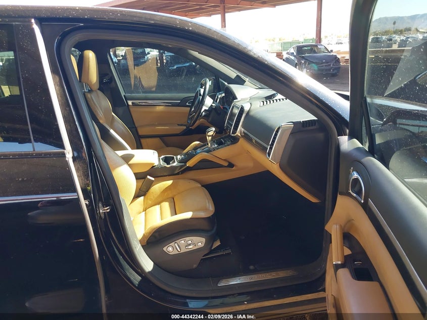 2015 Porsche Cayenne E-Hybrid S