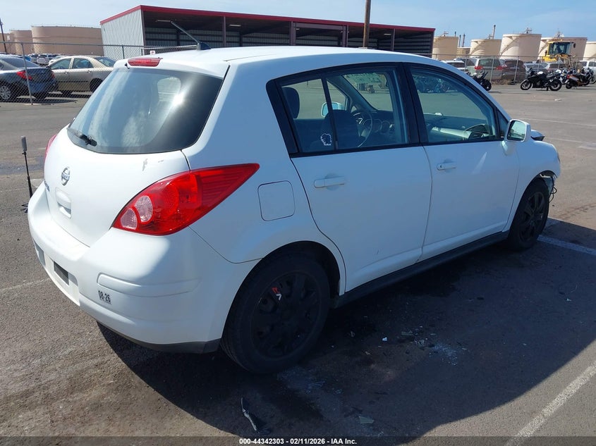 2009 Nissan Versa 1.8S