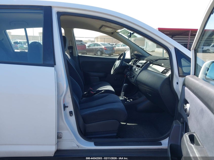 2009 Nissan Versa 1.8S