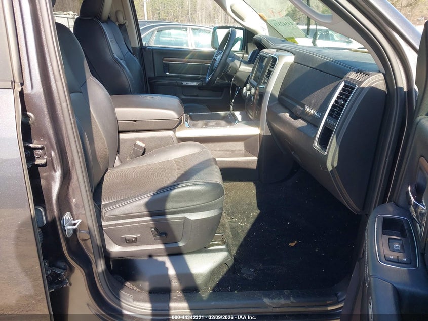 2016 Ram 1500 Laramie