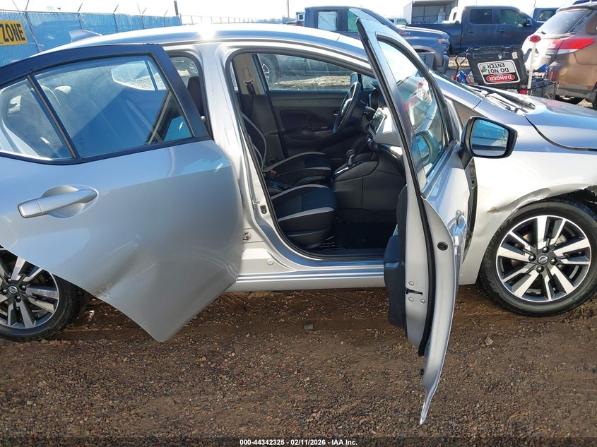 2021 Nissan Versa Sv