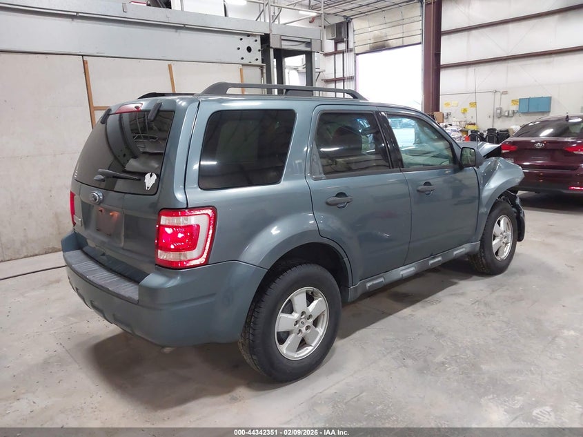 Vin: 1fmcu0d75bkc30001, lot: 44838792, ford escape xlt 20114