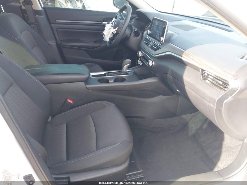 2025 Nissan Altima Sv Fwd