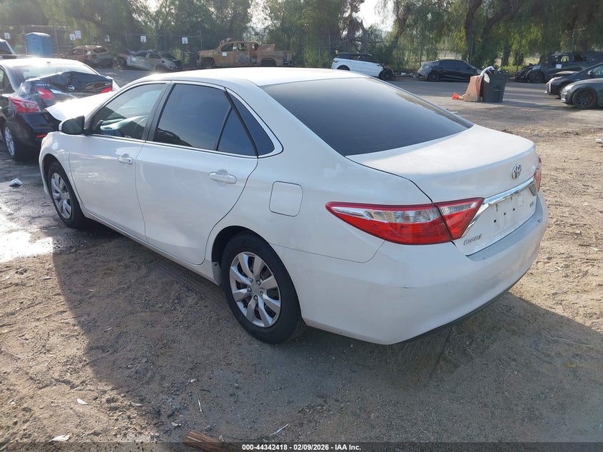 2015 Toyota Camry Le