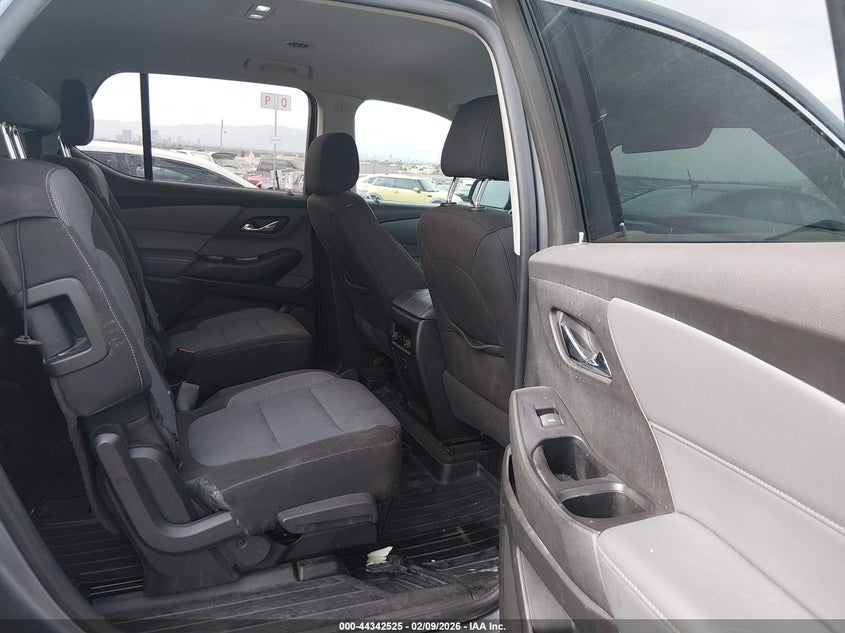 VIN 1GNERGKW2JJ188366 2018 CHEVROLET TRAVERSE 1LT