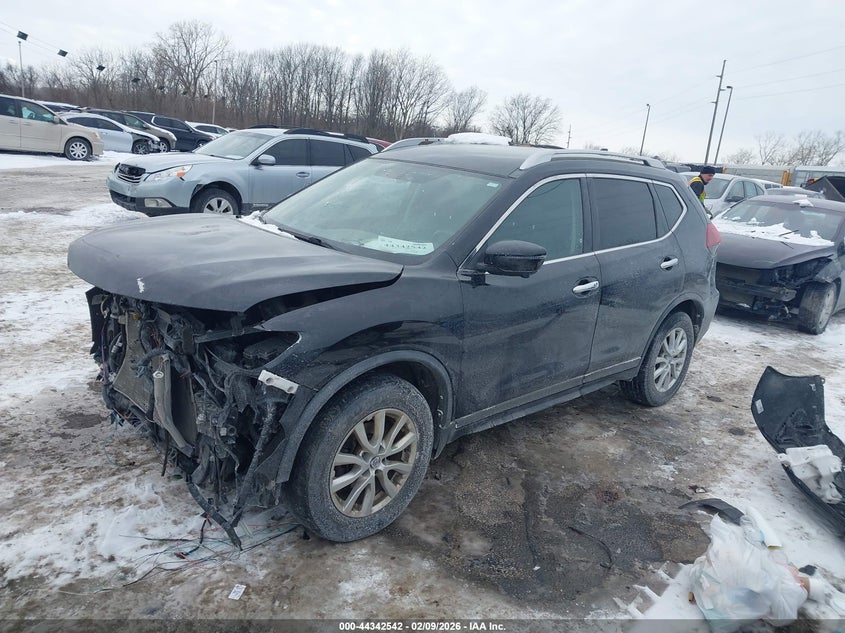 2018 Nissan Rogue Sv