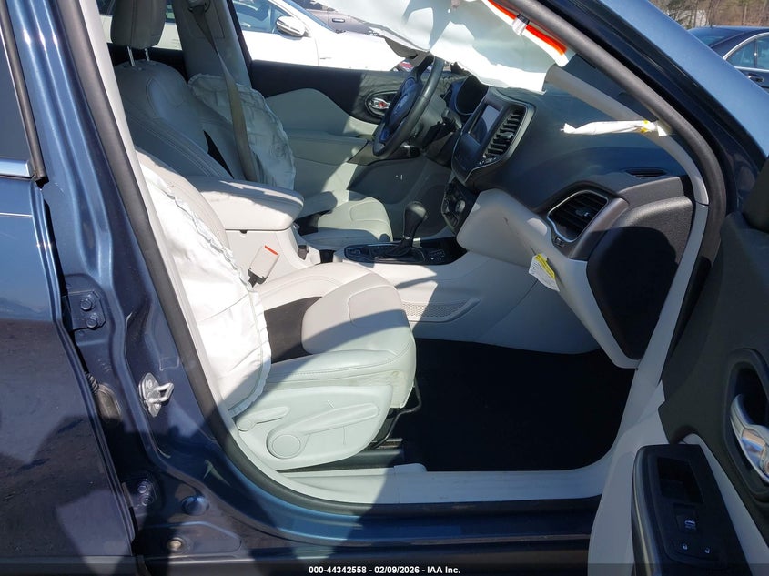 2020 Jeep Cherokee Latitude Plus Fwd