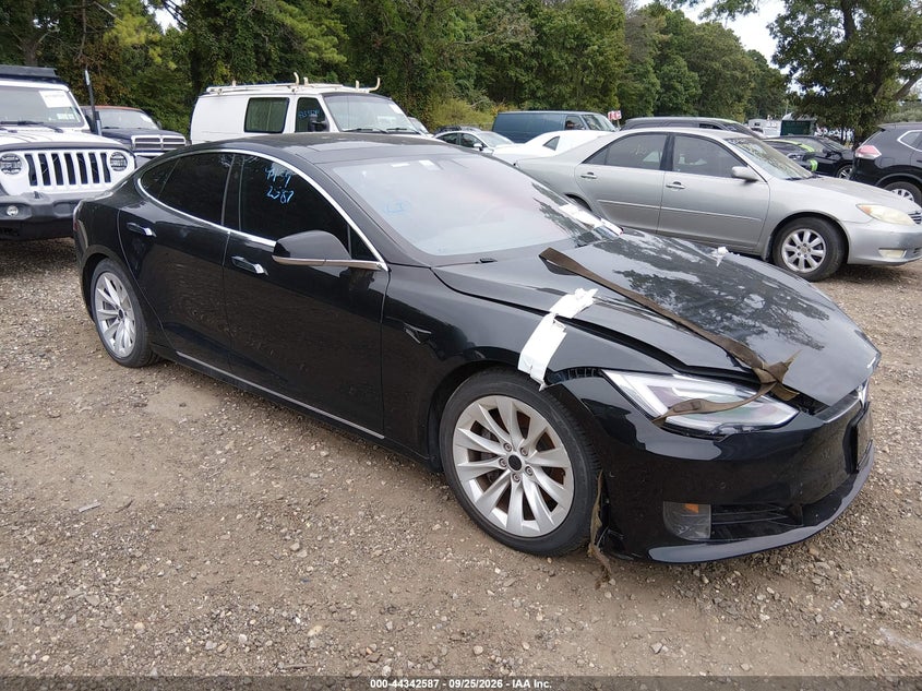 Vin: 5yjsa1e27gf168591, lot: 44839028, tesla model s 2016 img_1