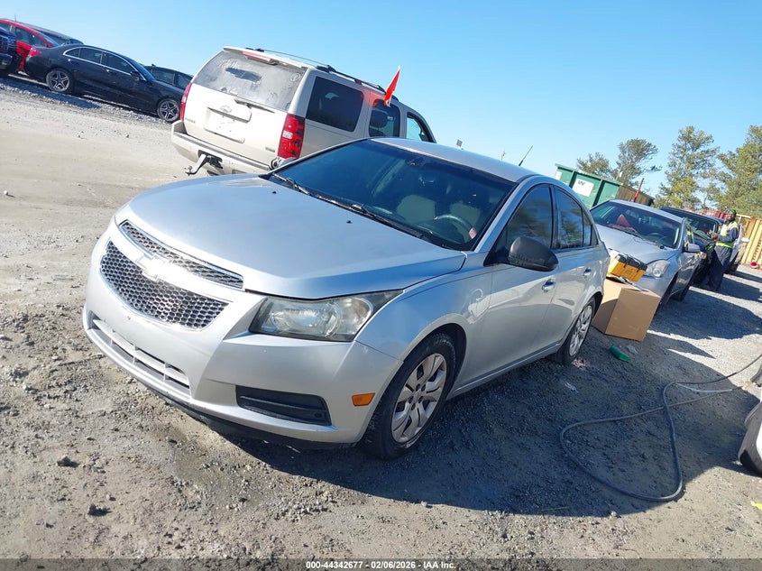 2013 Chevrolet Cruze Ls Auto