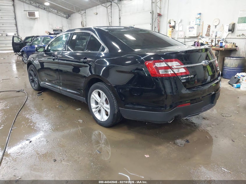 2016 Ford Taurus Sel