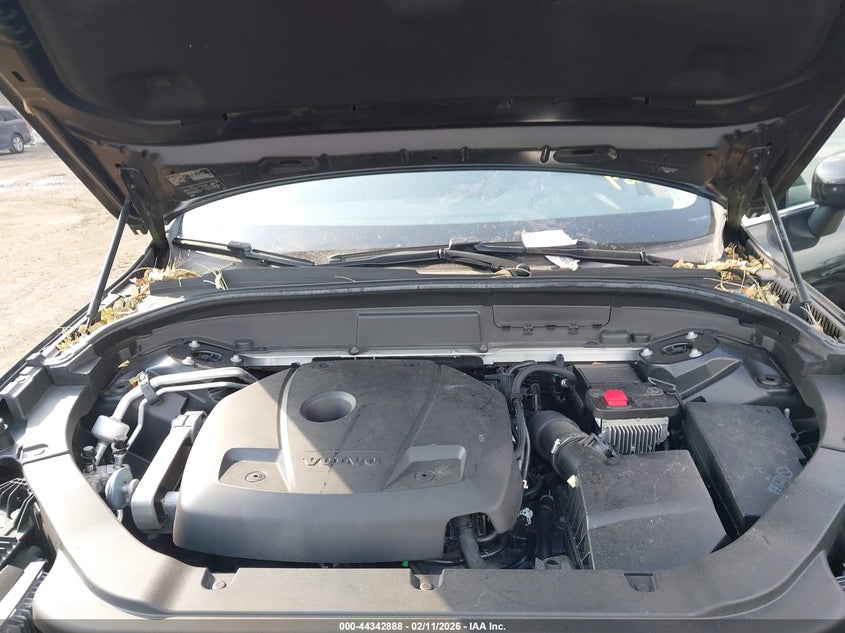 2019 Volvo Xc60 T5 Inscription VIN: LYV102RLXKB325645 Lot: 44342888