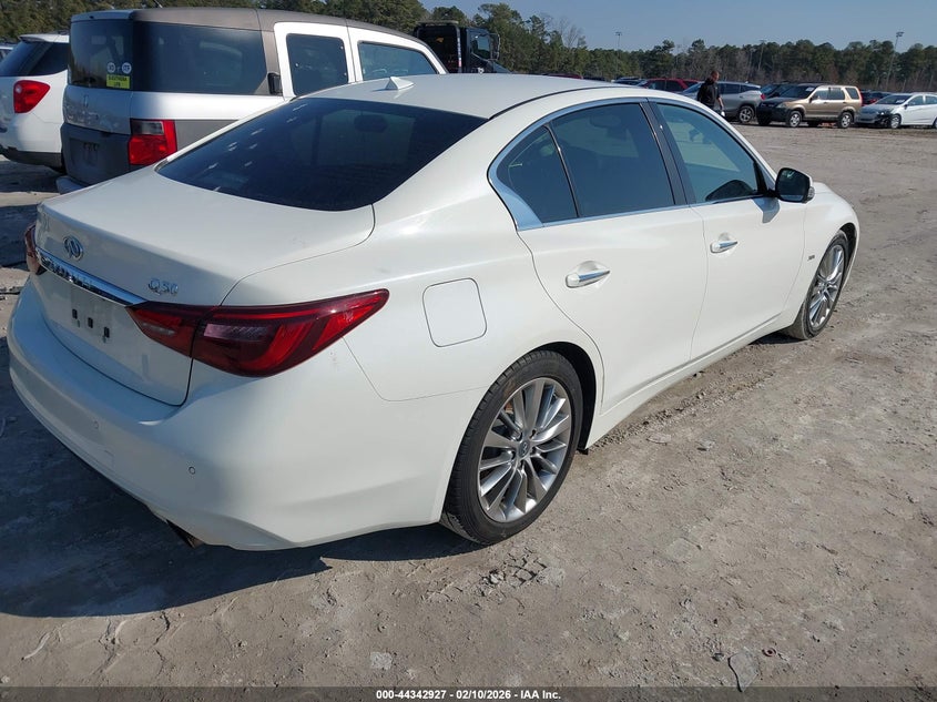 2018 Infiniti Q50 3.0T Luxe