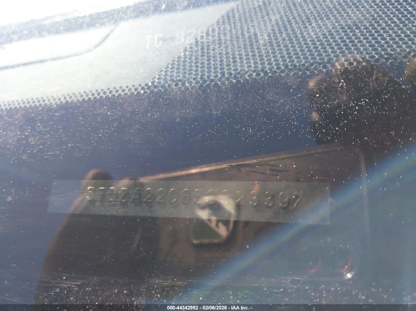 2005 Toyota Sienna Xle VIN: 5TDZA22C65S323397 Lot: 44342992