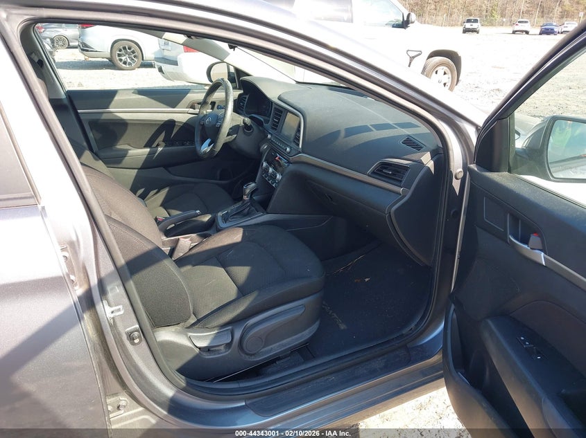 VIN KMHD84LF9KU830677 2019 HYUNDAI ELANTRA VALUE EDITION