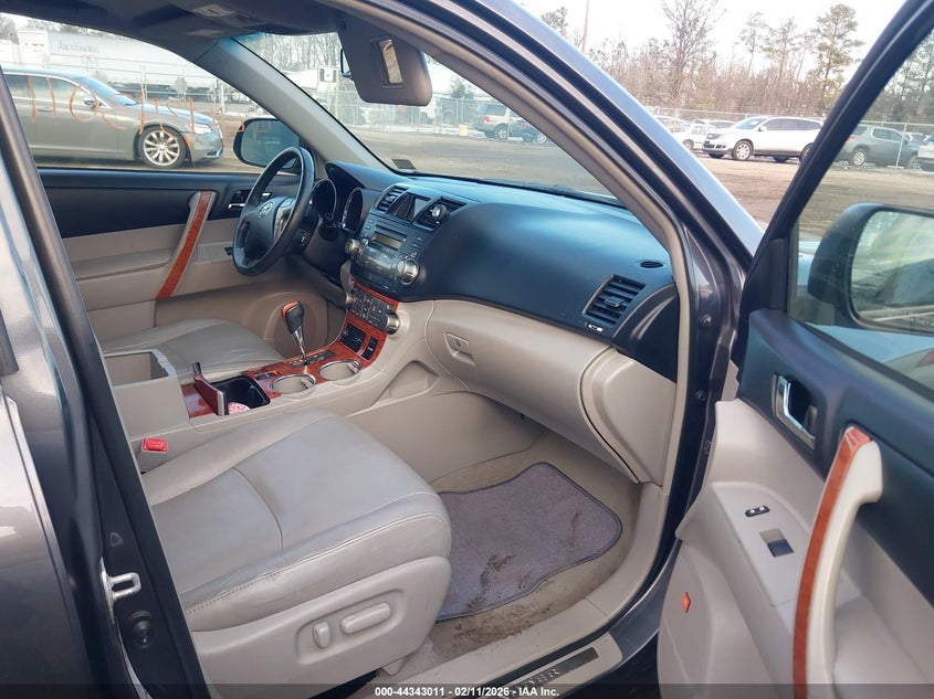 2010 Toyota Highlander Limited V6