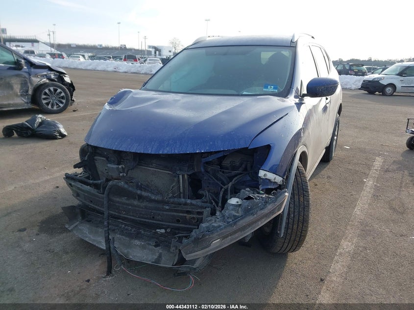 2018 Nissan Rogue Sv