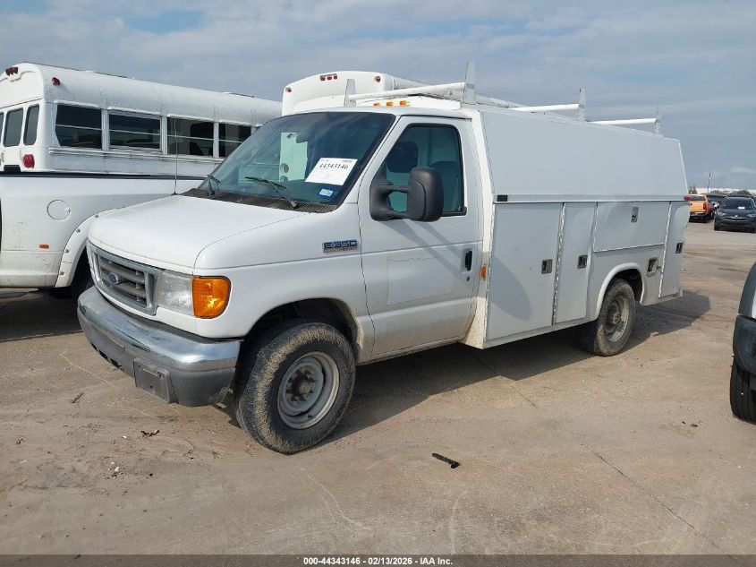 2006 Ford E-350 Cutaway