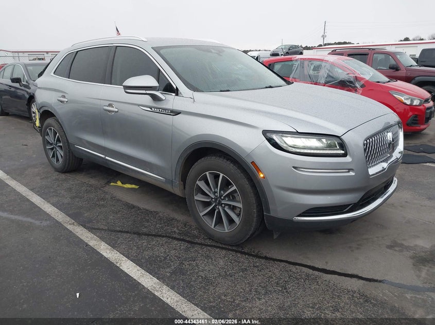 2022 Lincoln Nautilus Standard
