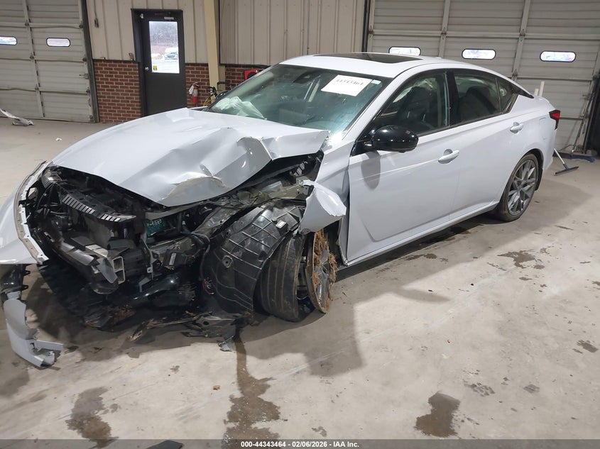 2024 Nissan Altima Sr Vc-Turbo Fwd