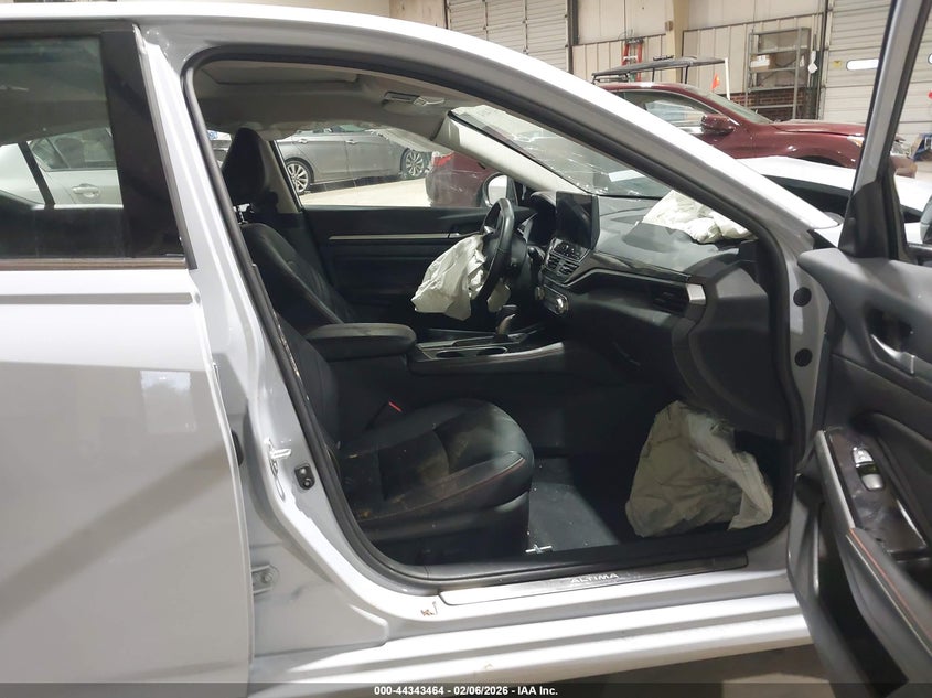 2024 Nissan Altima Sr Vc-Turbo Fwd