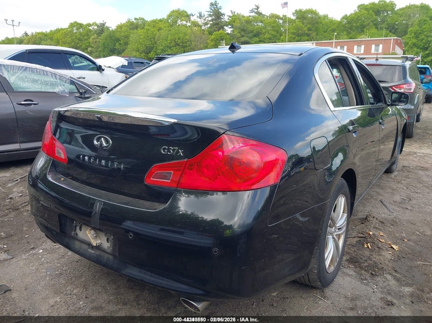 2012 Infiniti G37X
