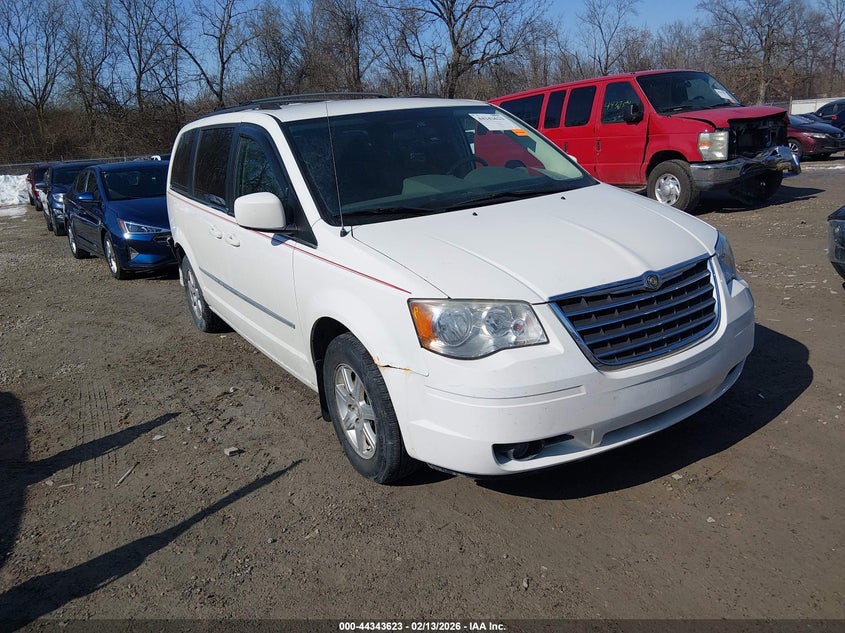 2009 Chrysler Town & Country Touring