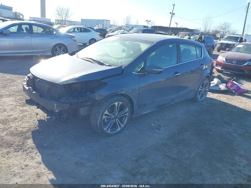 2016 Kia Forte Ex KNAFX5A86G5627075 photo 1