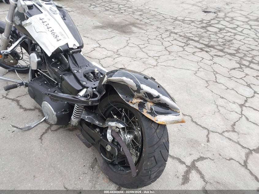 2014 Harley-Davidson Fxdwg Dyna Wide Glide VIN: 1HD1GPM15EC328319 Lot: 44343684