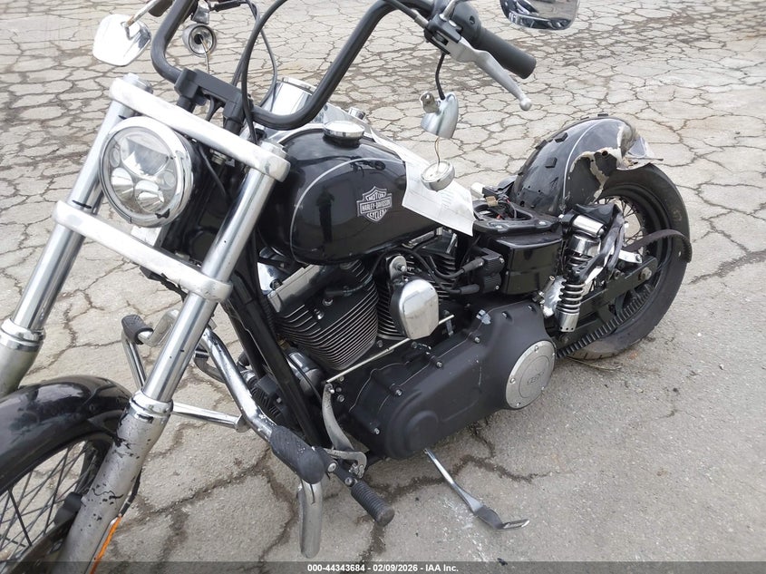 2014 Harley-Davidson Fxdwg Dyna Wide Glide VIN: 1HD1GPM15EC328319 Lot: 44343684