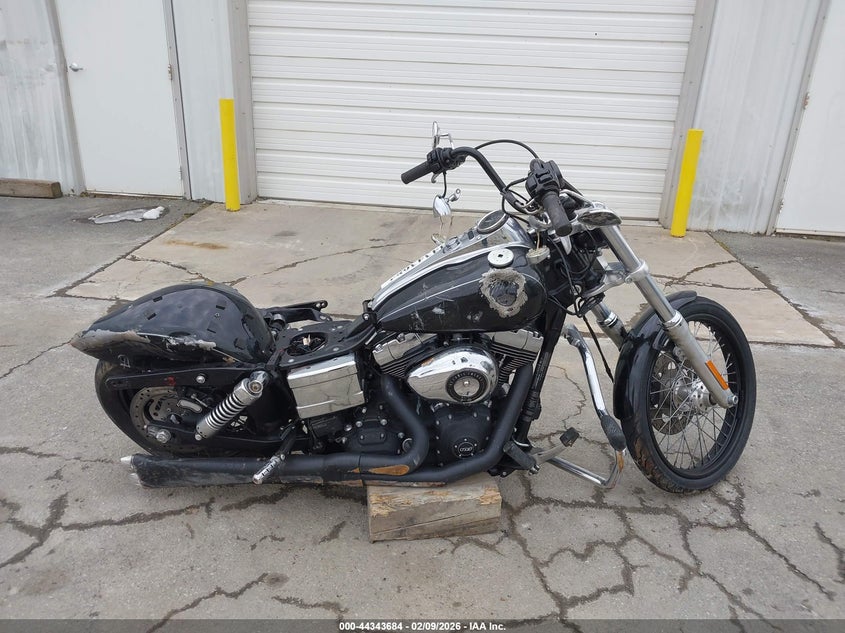 2014 Harley-Davidson Fxdwg Dyna Wide Glide VIN: 1HD1GPM15EC328319 Lot: 44343684