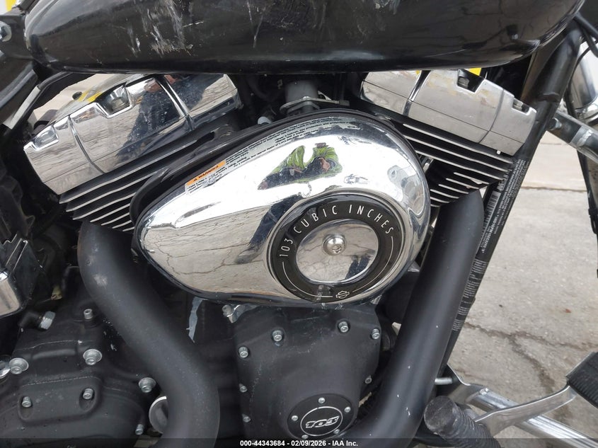 2014 Harley-Davidson Fxdwg Dyna Wide Glide VIN: 1HD1GPM15EC328319 Lot: 44343684