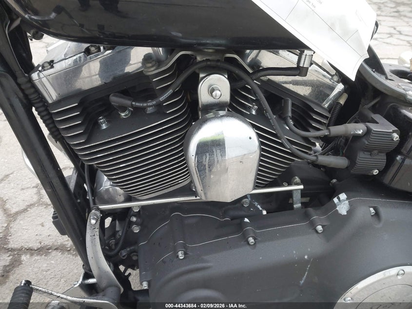 2014 Harley-Davidson Fxdwg Dyna Wide Glide VIN: 1HD1GPM15EC328319 Lot: 44343684