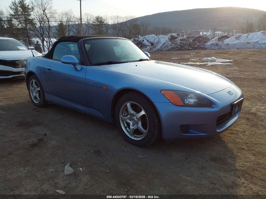 JHMAP11442T007590 2002 Honda S2000 auction photo 1