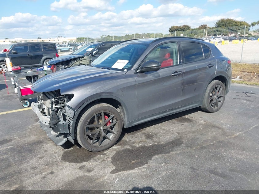 2020 Alfa Romeo Stelvio Rwd