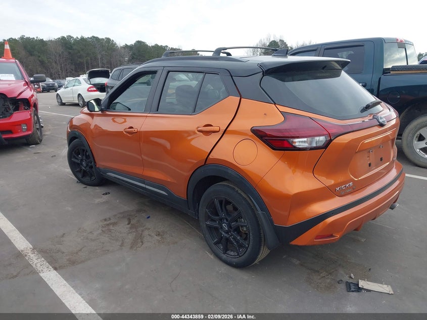 2022 Nissan Kicks Sr Xtronic Cvt